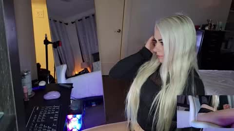 Allie Fyre online show from 10-22-25, 02:34