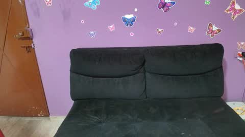 Alisson online show from 10-24-25, 01:13