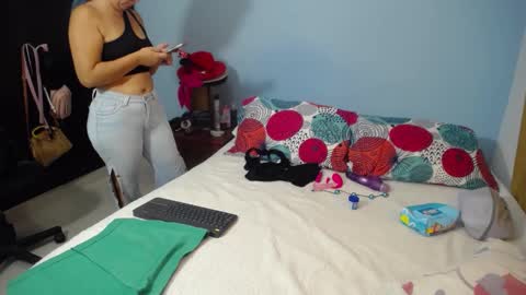 allisonnjones online show from 10-11-25, 06:17