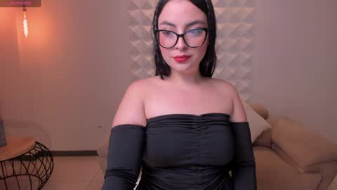 Allison Rogers online show from 01-04-25, 03:29