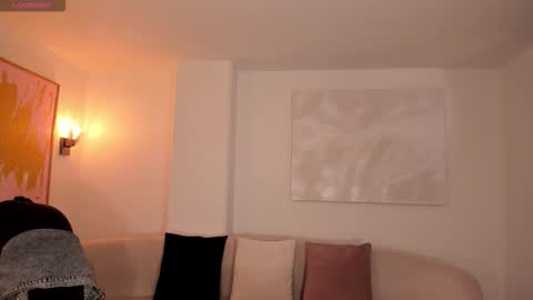 Allison Rogers online show from 10-26-25, 04:46