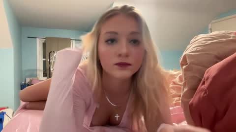allisontaylorxo online show from 11-12-25, 04:24