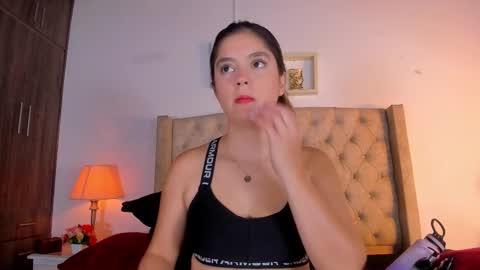 Snapshot of allisson_m chatting on 01-19-26, 12:09 allisson online show from 01-19-26, 12:09