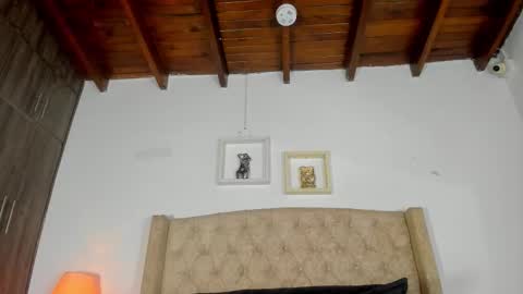 Snapshot of allisson_m chatting on 02-02-26, 12:04 allisson online show from 02-02-26, 12:04