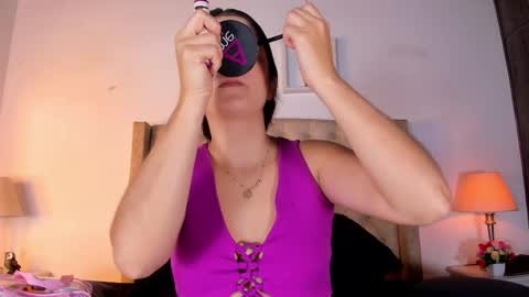 Snapshot of allisson_m chatting on 02-05-26, 12:10 allisson online show from 02-05-26, 12:10