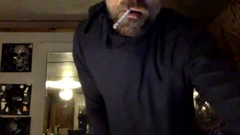 Snapshot of allitrunnin chatting on 01-12-26, 03:34 allitrunnin online show from 01-12-26, 03:34