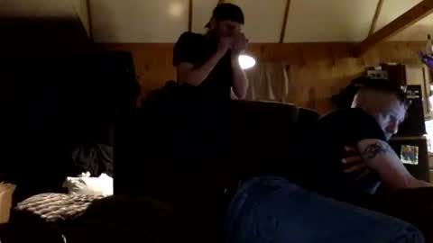 Snapshot of allitrunnin chatting on 01-17-26, 07:35 allitrunnin online show from 01-17-26, 07:35