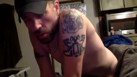 Snapshot of allitrunnin chatting on 02-15-26, 07:51 allitrunnin online show from 02-15-26, 07:51