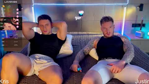 Snapshot of alltimehorny19 chatting on 10-05-25, 06:28 Justin online show from 10-05-25, 06:28