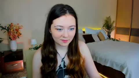 alluringeyess online show from 10-10-25, 11:20