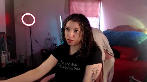 Snapshot of ally_donfort chatting on 11-11-25, 07:47 Ally online show from 11-11-25, 07:47