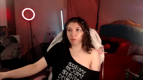 Snapshot of ally_donfort chatting on 11-14-25, 11:24 Ally online show from 11-14-25, 11:24