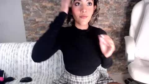 Snapshot of ally_summer chatting on 01-03-25, 03:27 ally_summer online show from 01-03-25, 03:27