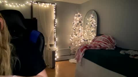 allyanalangel online show from 12-29-24, 10:25