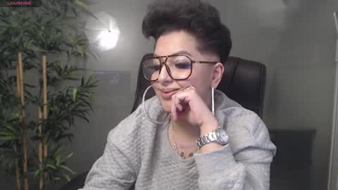         online show from 01-12-25, 10:54