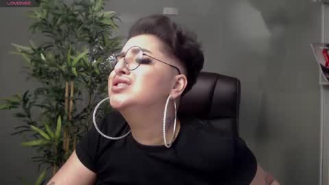         online show from 02-12-25, 11:30