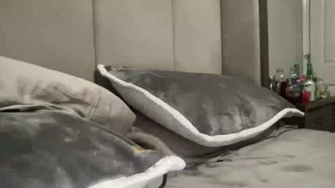 Snapshot of allyoursdaddyio chatting on 12-27-24, 08:24 allyoursdaddyio online show from 12-27-24, 08:24