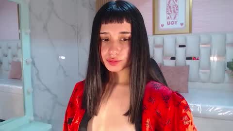 Allysa  online show from 10-11-25, 08:40