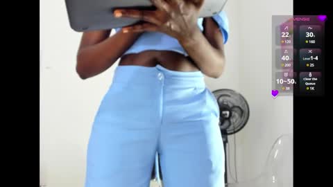 Snapshot of almasaennz chatting on 01-13-25, 07:21   online show from 01-13-25, 07:21