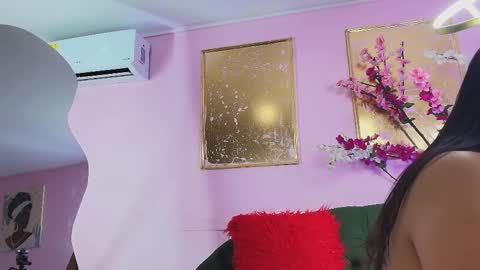 ALMENDRAEVANS online show from 11-16-25, 12:33