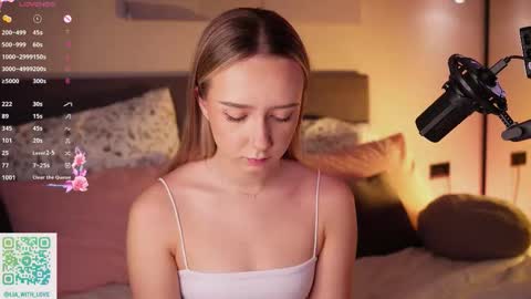 Lia online show from 11-26-25, 02:56