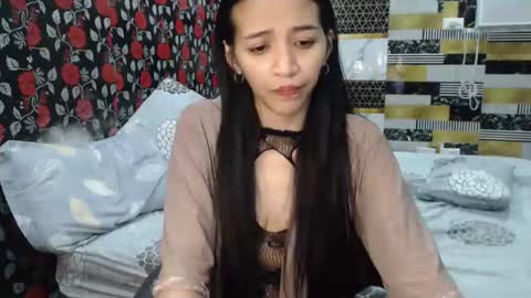 Snapshot of alondra_aleng_ereng chatting on 01-14-25, 06:24 Alondra  online show from 01-14-25, 06:24