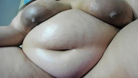 Snapshot of alondra_zaens chatting on 02-05-25, 11:39 Alondra online show from 02-05-25, 11:39