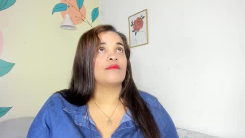 Snapshot of alondra_zaens chatting on 09-20-25, 10:00 Alondra online show from 09-20-25, 10:00