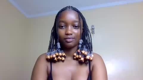 Elly online show from 11-19-25, 01:16