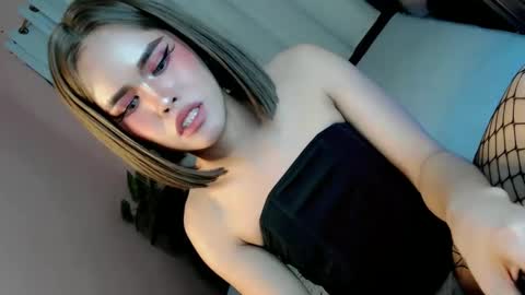 LEXY online show from 02-25-25, 05:25