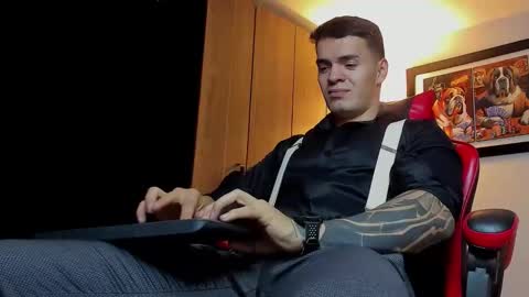 alpha_dominus_ online show from 12-21-25, 04:52