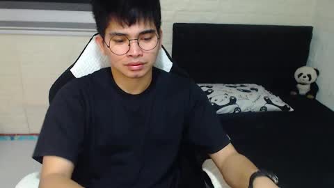 Snapshot of alpha_rider chatting on 02-27-25, 06:29 Angelo online show from 02-27-25, 06:29