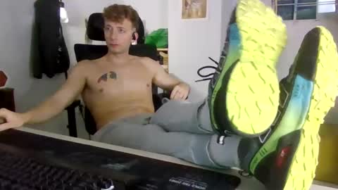 Tobias Wilde online show from 09-24-25, 08:23