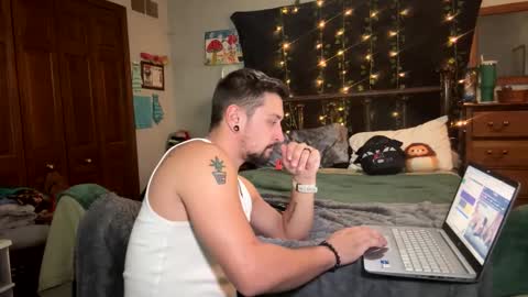 Snapshot of alphadomcole chatting on 11-19-25, 03:28 alphadomcole online show from 11-19-25, 03:28