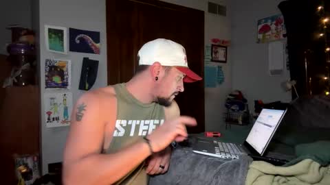 Snapshot of alphadomcole chatting on 11-20-25, 10:26 alphadomcole online show from 11-20-25, 10:26