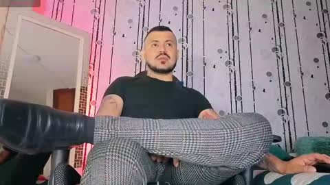 Snapshot of alphadrip chatting on 10-19-25, 12:28 alphadrip online show from 10-19-25, 12:28