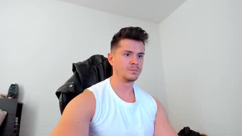 Snapshot of alphagodleatherking92 chatting on 02-26-25, 12:25 LeatherMaster online show from 02-26-25, 12:25