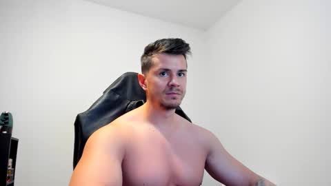 Snapshot of alphagodleatherking92 chatting on 03-03-25, 05:31 LeatherMaster online show from 03-03-25, 05:31