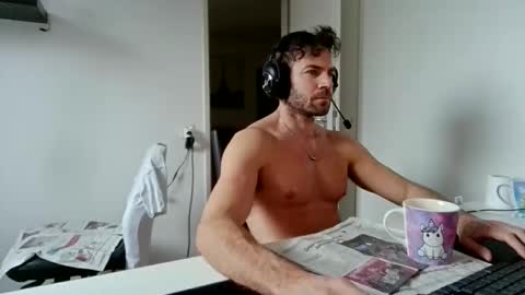 alphah_hunk online show from 12-21-25, 10:44