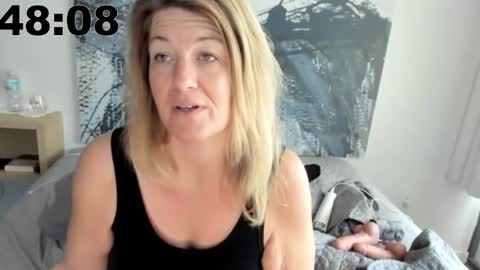 Snapshot of alphakittyxxx chatting on 01-28-25, 07:00 Shelby or if you want to make me purr just call me Kitten online show from 01-28-25, 07:00