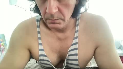 Snapshot of alphandre chatting on 03-02-25, 11:29 AlphAndre online show from 03-02-25, 11:29