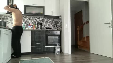 Snapshot of alphandre chatting on 03-09-25, 07:45 AlphAndre online show from 03-09-25, 07:45