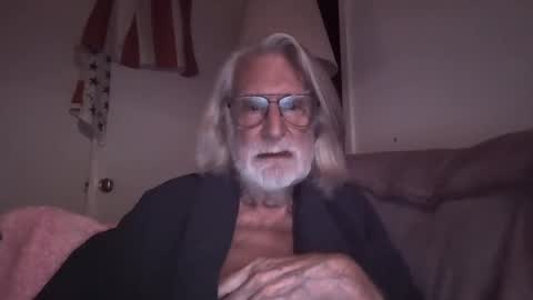 AlphaUniform online show from 09-16-25, 03:18