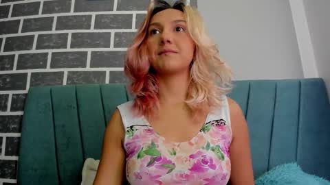 Alter  online show from 10-18-25, 11:44