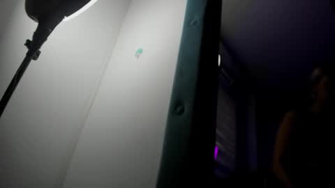 Alter  online show from 10-21-25, 11:33