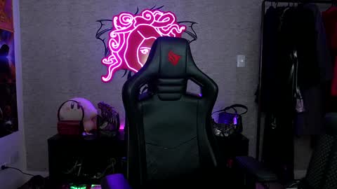 Sofie Kimino online show from 12-13-24, 06:53