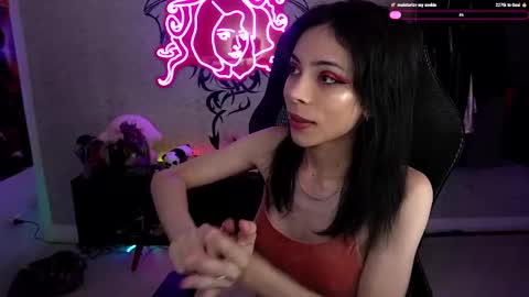 Sofie Kimino online show from 12-25-24, 07:24