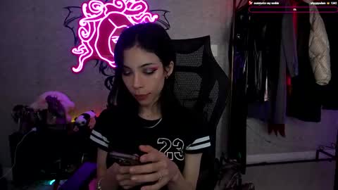 Sofie Kimino online show from 12-28-24, 08:37