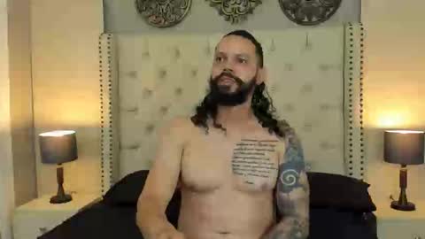 Snapshot of alukardbig chatting on 10-29-25, 10:55 alukardbig online show from 10-29-25, 10:55