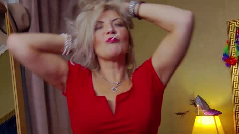 Alura Jenson online show from 11-12-25, 09:03